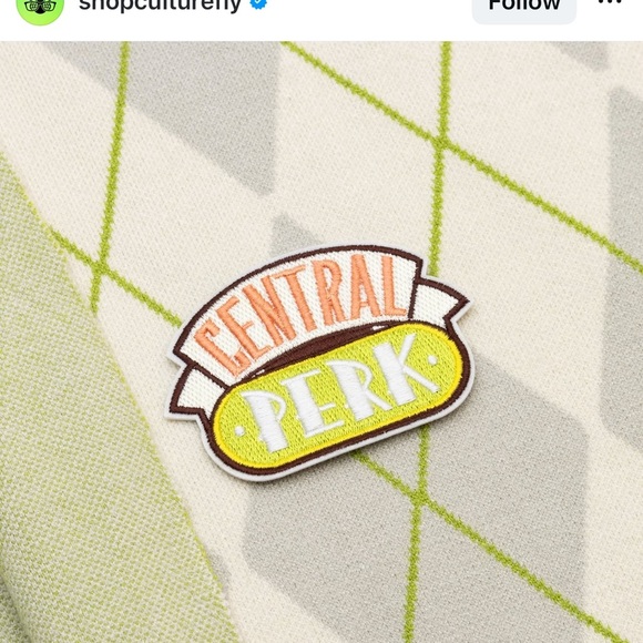 FRIENDS Argyle Cardigan with Embroidered Patch Small - Picture 2 of 6